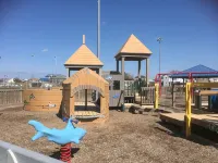 Brigantine Top Location! Walk to Beach, Eateries. 12 Noon Checkout. Dogs OK - 2-Star