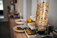 Nest Guesthouse - breakfast