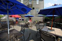 Smugglers Notch Inn - parking
