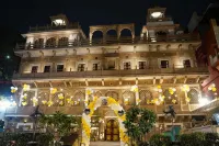 Guleria Kothi - Heritage by the Ganges - Luxury