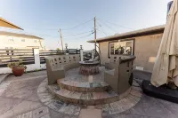 A Few Steps to the Beach! Ocean Views, Patio and 1 Car Garage Parking! - Villas