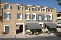 Logis Hotel le Clos des Oliviers فنادق في Bourg-Saint-Andeol