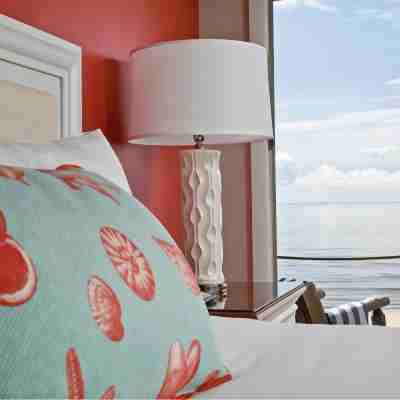 Surfside Hotel and Suites Rooms