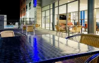 Holiday Inn Express & Suites Taylor Hotels in Taylor