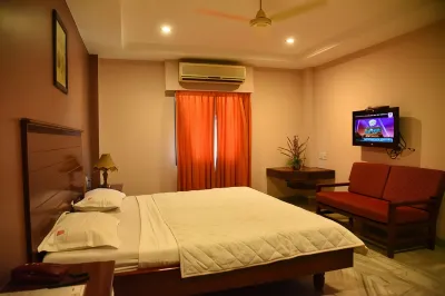 Hotel Subhalakshmi Palace Hotels in Karaikkudi