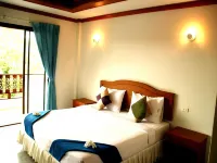 Marina Beach Resort Hotel di Koh Samui