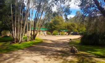 Grampians View Cottages and Units
