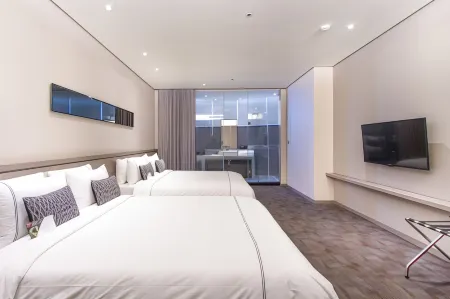 Hotel Reve