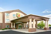 Super 8 by Wyndham South Bend