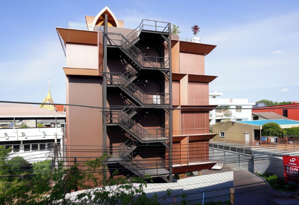 2. 4 멍키스 호텔..