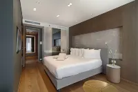 Maritim Hotel Plaza Tirana Hotel a 