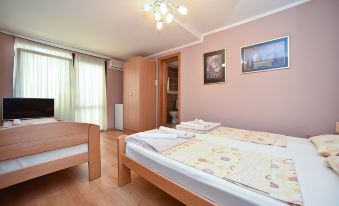 Apartments Calenic - Housity