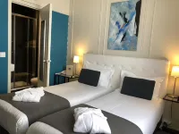Hotel Dauphin Hotel a Puteaux