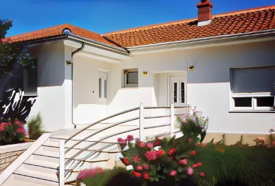 Apartments Tulipan - with Free Private Parking Garage Các khách sạn gần Museum of Herzegovina