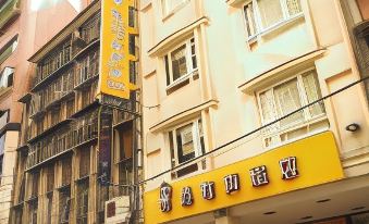 Golden Hotel