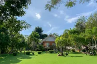 Tanihill Resort Hotels near Alpaca Hill