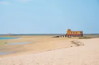 2Bedroom House Cozy Typical Restored Single Storey 5 Min from the Fuseta Beach