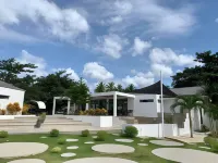 Cebu R Resort Tabuelan Hôtels à : Tabuelan