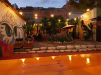 Casona Don Juan Hostel Hotel a 