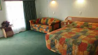 Runaway Bay Motor Inn Hotels in Helensvale