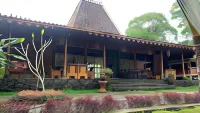 Khayangan Resort Hotel a Ngaglik