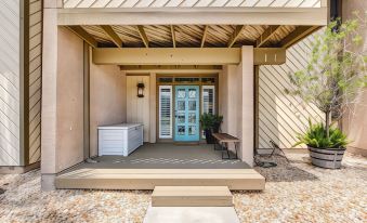 8 Sea Castles 3 Bedroom Condo by RedAwning