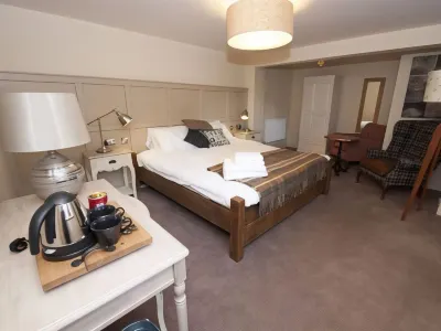 Crown & Horns Hotel di East Ilsley