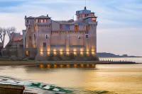 Villino Gregoraci Relais فنادق في سانتا مارینلا