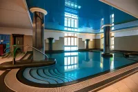 Hotel Golden Palace - Pools
