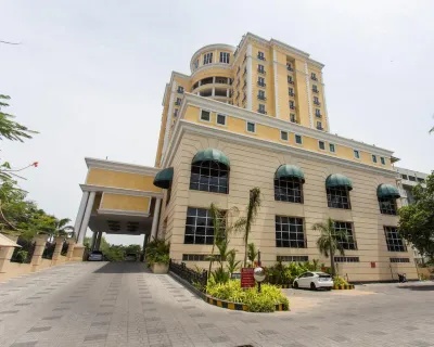 The Residency Towers Chennai Hotel a 