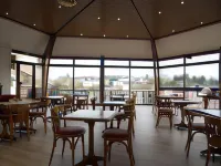 Hôtel la Tour des Anglais Hotels in Mayenne