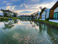 Pailin Place Hotels in Pong Nam Ron