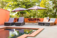 Mas Latour Lavail - Pools