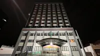 烏伯蘭迪亞的丹因飯店 Uberlandense Herbarium附近的飯店