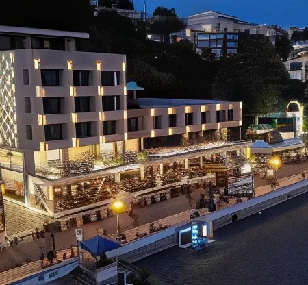 Plaza Hotel&SPA