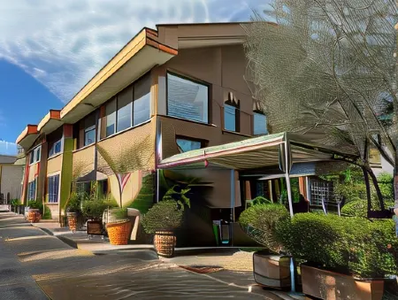 Euro House Inn Airport