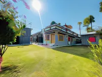 Roomy star resorts