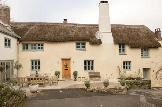 Glebe Farm B&B - 4-Star