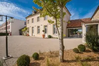 Ibis Styles Dijon Sud Domaine de Beauregard Hotels in Saulon-la-Rue