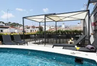 Vila Arenys Hotel - Uima-altaat