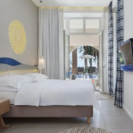 Bluesun Hotel Jadran Отели рядом с достопримечательностью «Пляж Сент-Петер»