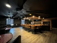 Ramada by Wyndham Estevan - bar
