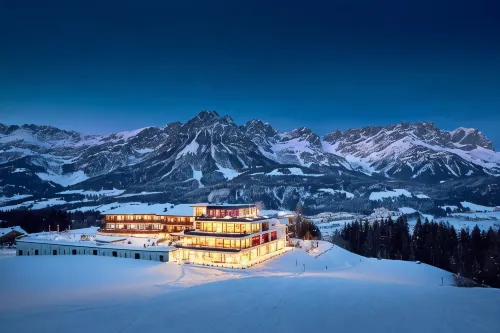 Kaiserhof Superior Hotels in Ellmau
