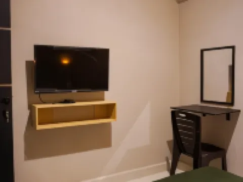 Ohana Homestay & Kost 杜邁酒店