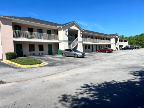 Country Hearth Inn & Suites Augusta