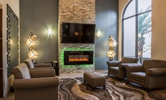 Comfort Suites Stafford Near Sugarland
