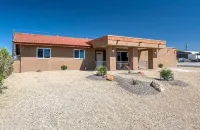 Brand New Luxury Vacation Rental close to the Lake!!!