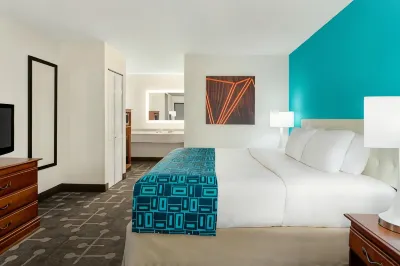 Howard Johnson by Wyndham Chattanooga Lookout Mountain I-24 Hotels near Ruby Falls