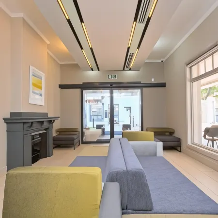The Park Lodge Hotel Отели рядом с достопримечательностью «Дом Мелроуз»