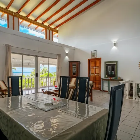 Lemongrass Lodge